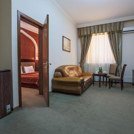 Avicenna Hotel Buxoro Luaran gambar