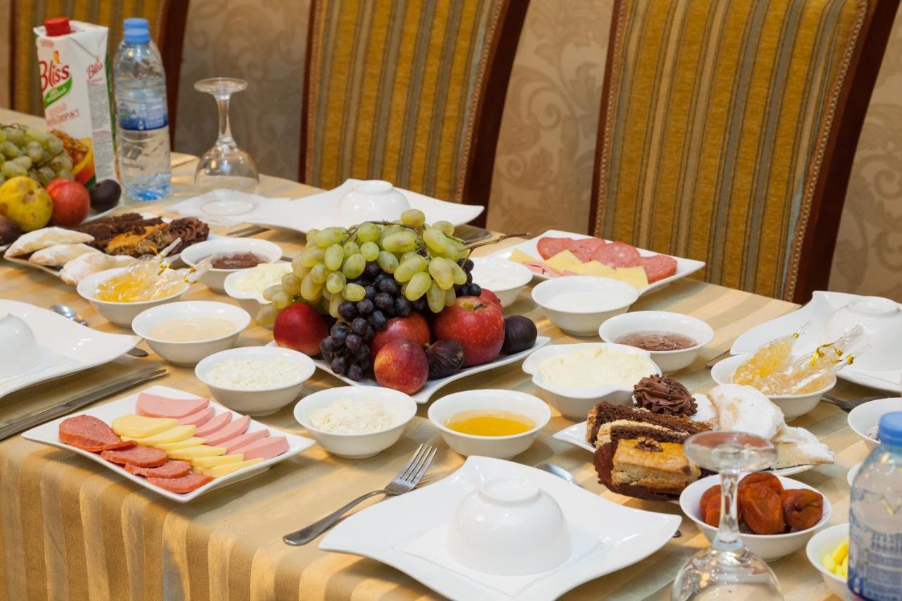 Avicenna Hotel Buxoro Luaran gambar