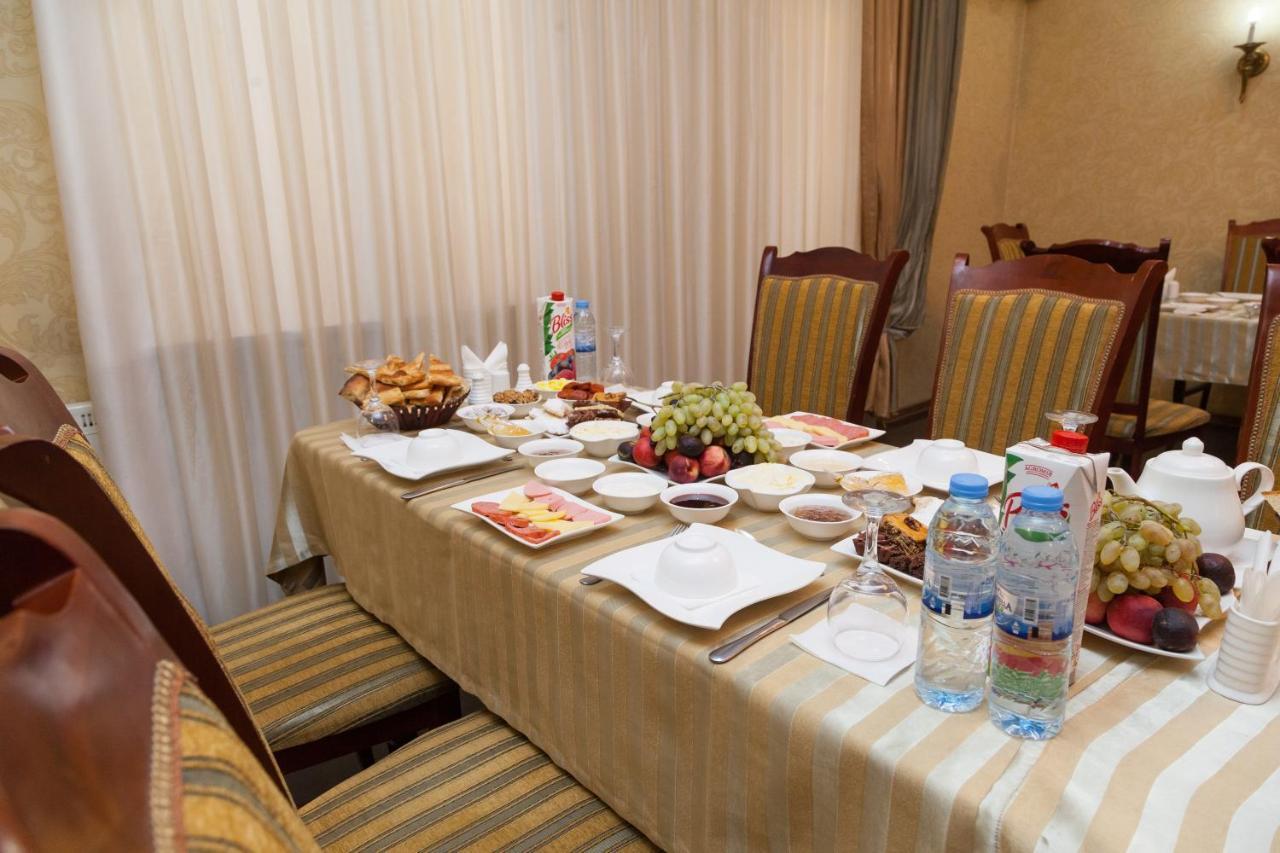 Avicenna Hotel Buxoro Luaran gambar